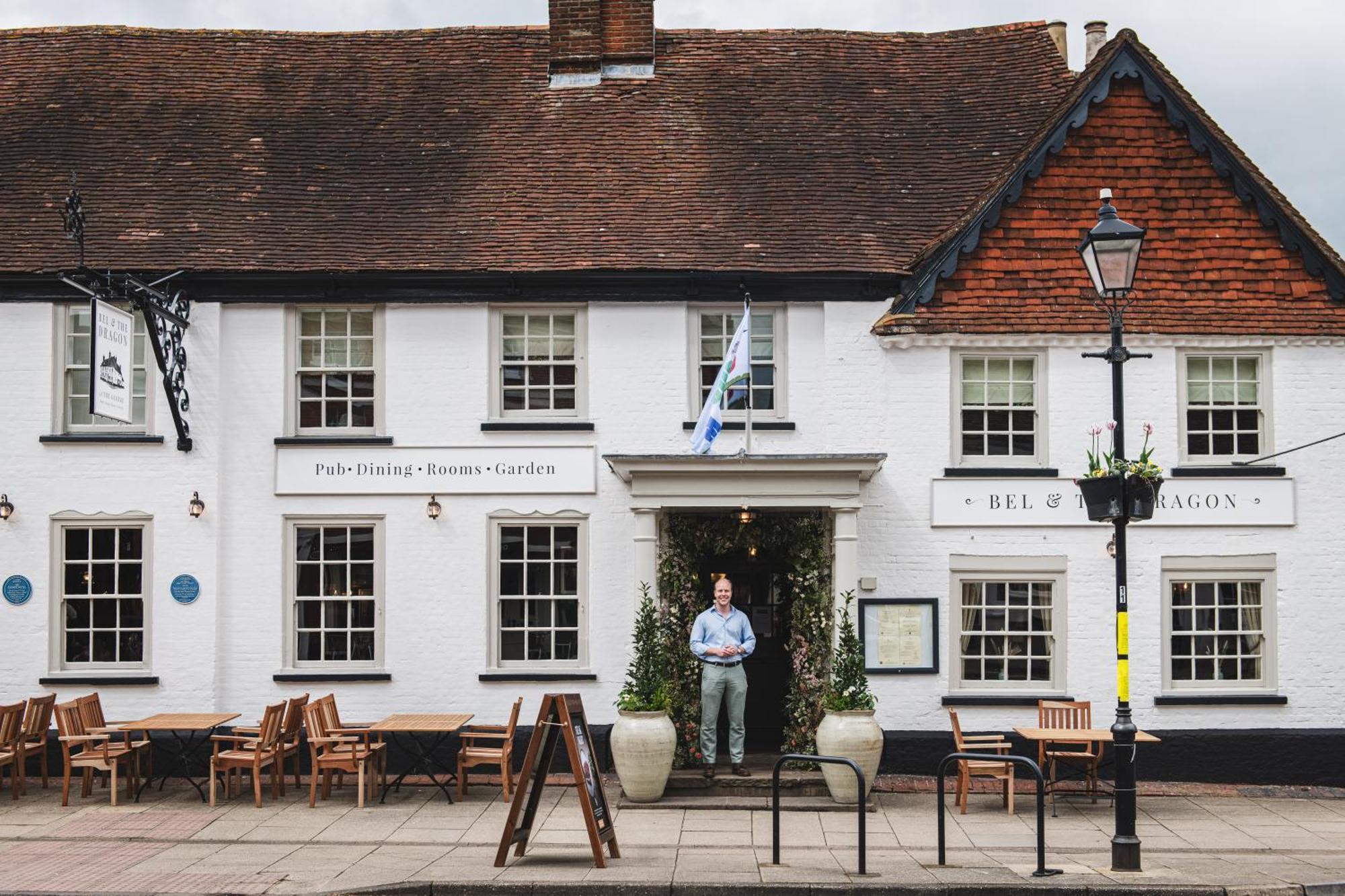 Bel&The Dragon-Odiham Hotel Exterior foto